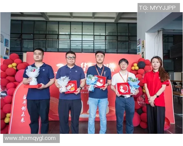 深度对话：探寻杨秀英在足球世界中的奋斗与梦想之旅