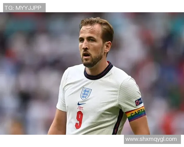 现阶段全球知名足球明星的影响力与成就分析